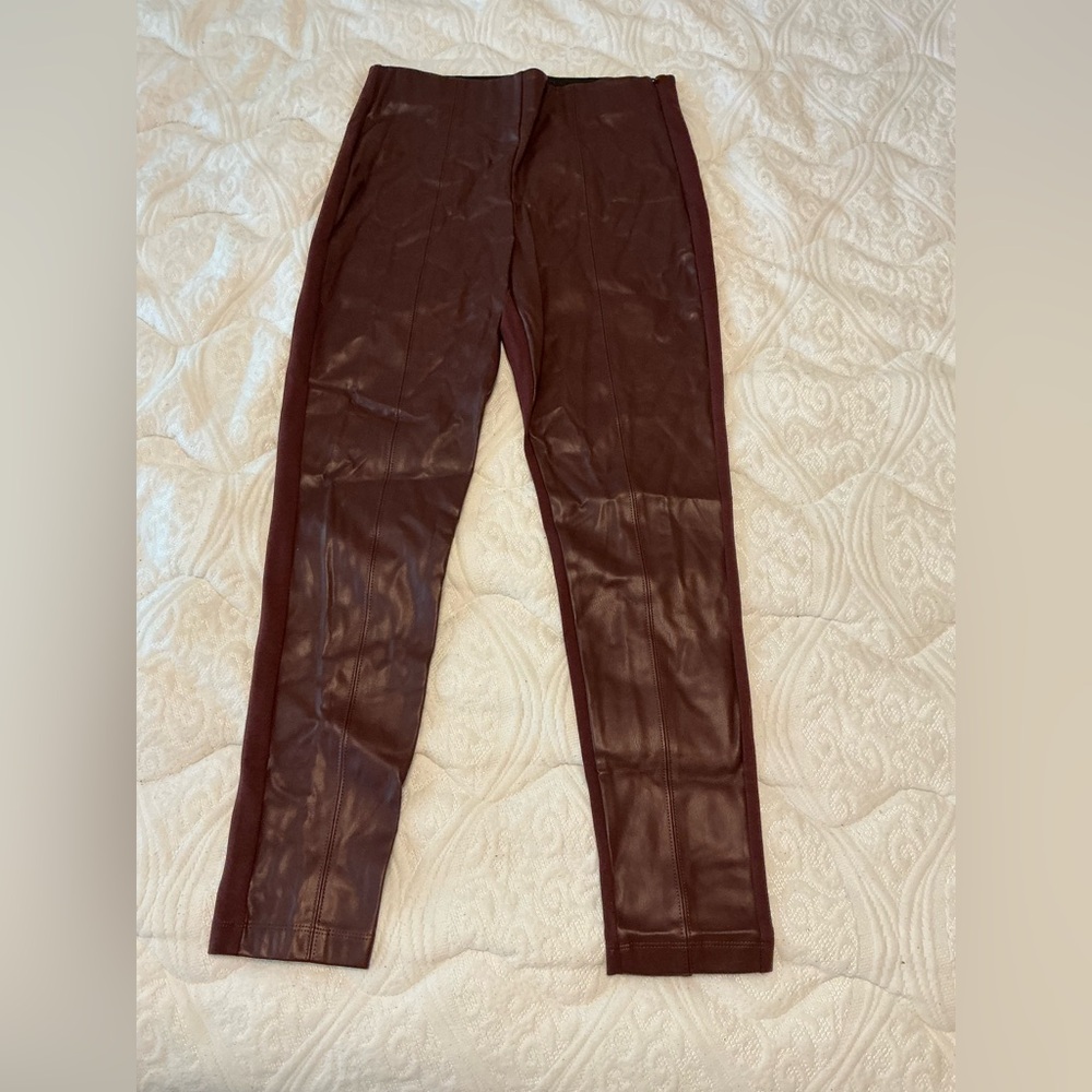 Ann Taylor Faux Leather Ankle Pants size 8